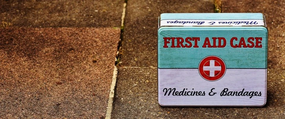 Il kit di pronto soccorso è utile non solo in viaggio