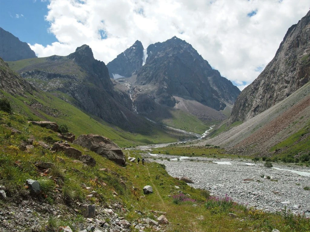 Kirghizistan - Canyon rossi Kok Moynok