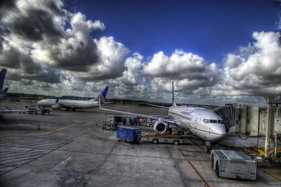 Aeroporto e voli convenienti.
