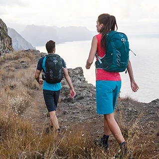 zaino da trekking Osprey Talon 22 S/M indossato
